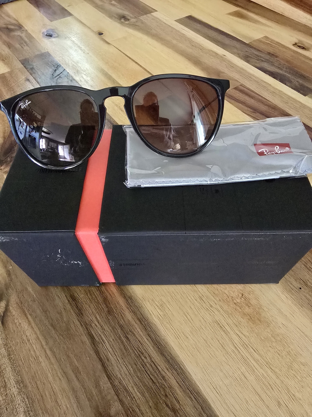Erika Womens sunglasses